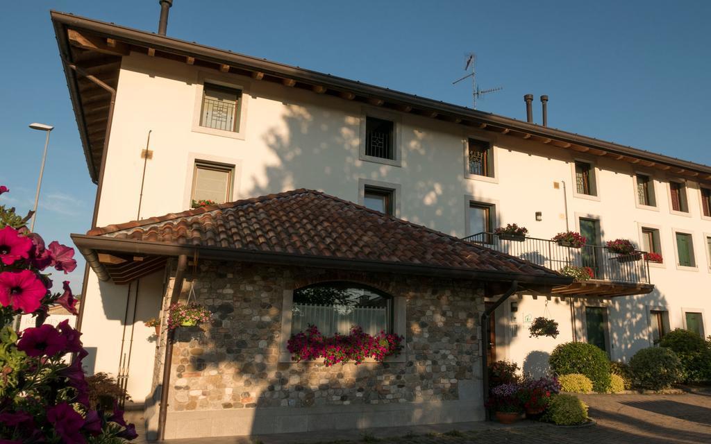 Agriturismo Residence Caporale Remanzacco ภายนอก รูปภาพ